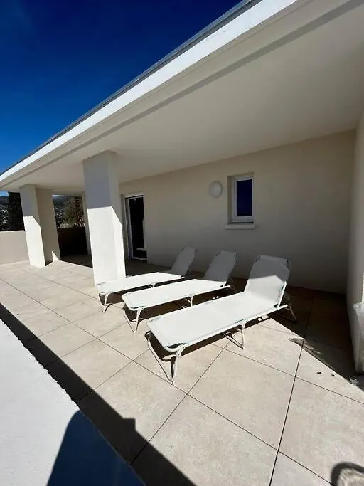 Apartment Superbe Appartement 3 Chambres A Grasse